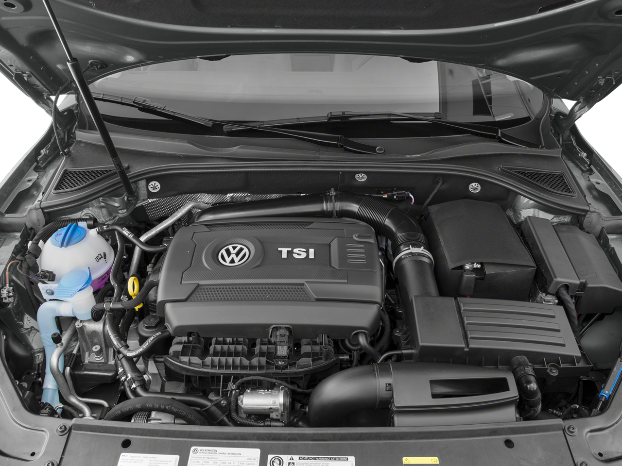 2018 Volkswagen Passat R-Line
