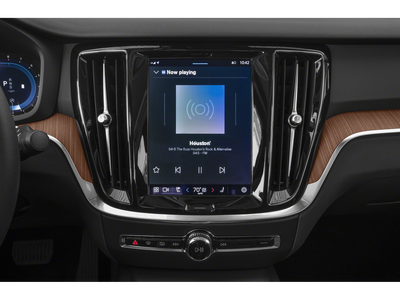 2024 Volvo S60 Plus Black Edition