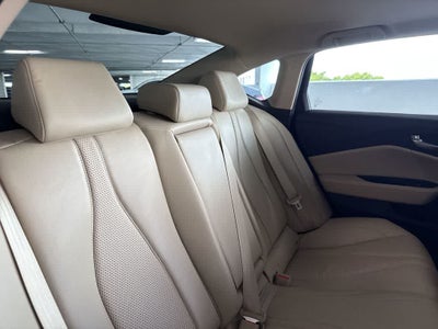 2023 Acura TLX w/Technology Package