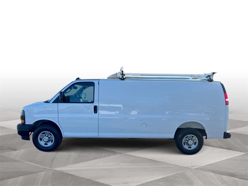 2025 Chevrolet Express RWD 2500 155"