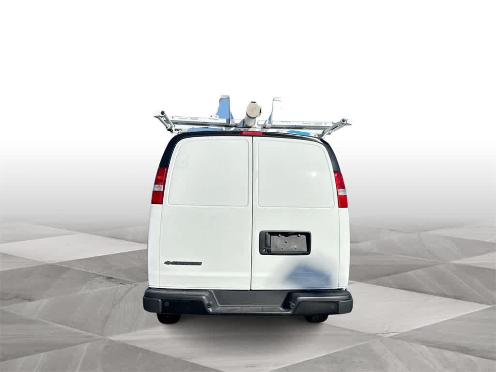2025 Chevrolet Express RWD 2500 155"