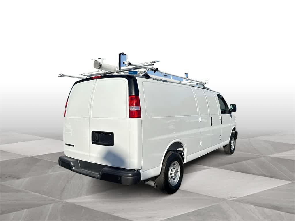 2025 Chevrolet Express RWD 2500 155"