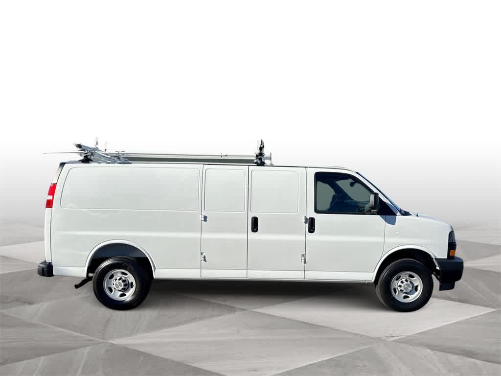 2025 Chevrolet Express RWD 2500 155"