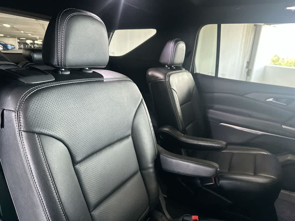 2024 Chevrolet Traverse FWD LT