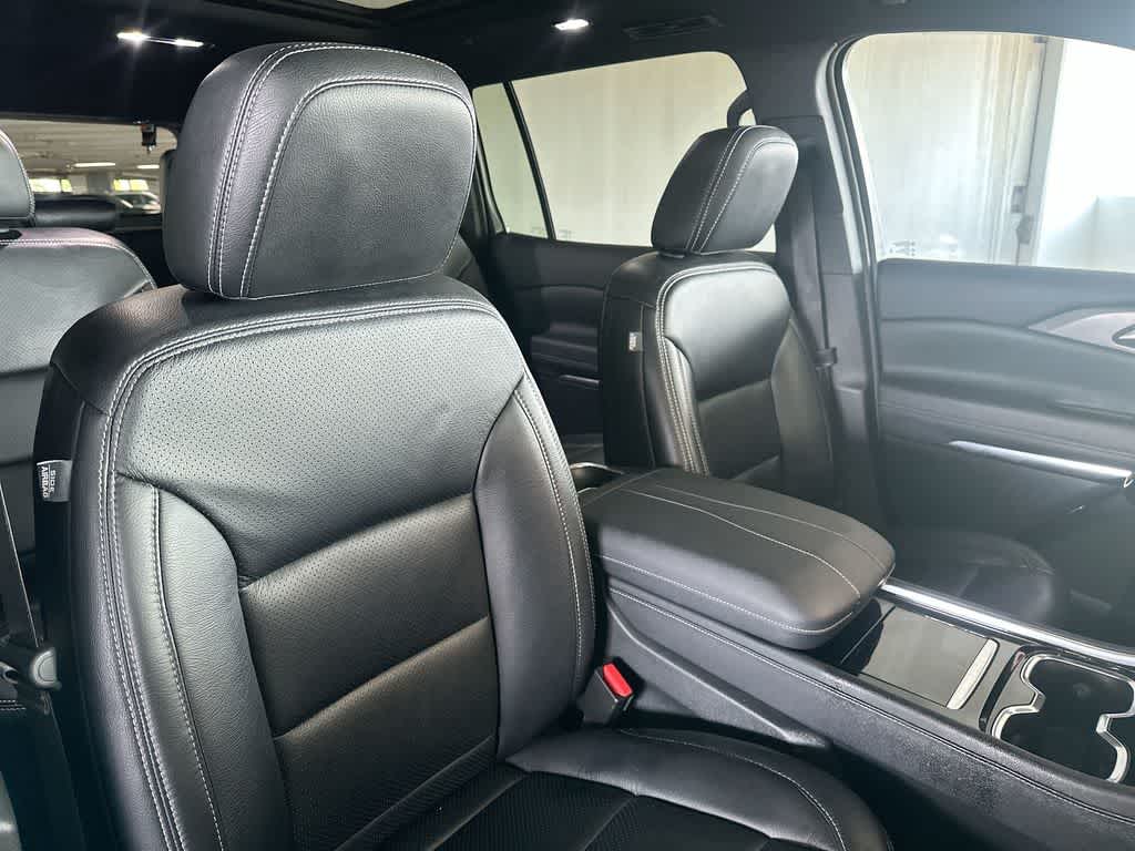 2024 Chevrolet Traverse FWD LT