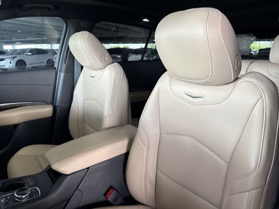 2024 Cadillac XT4 FWD Premium Luxury