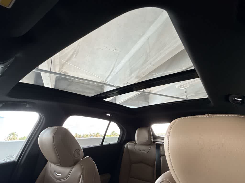 2024 Cadillac XT4 FWD Premium Luxury