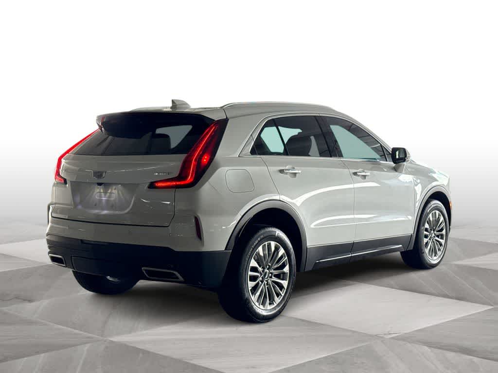 2024 Cadillac XT4 FWD Premium Luxury