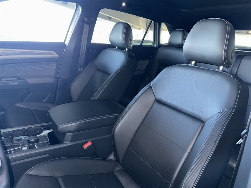 2022 Volkswagen Atlas Cross Sport 3.6L V6 SE w/Technology