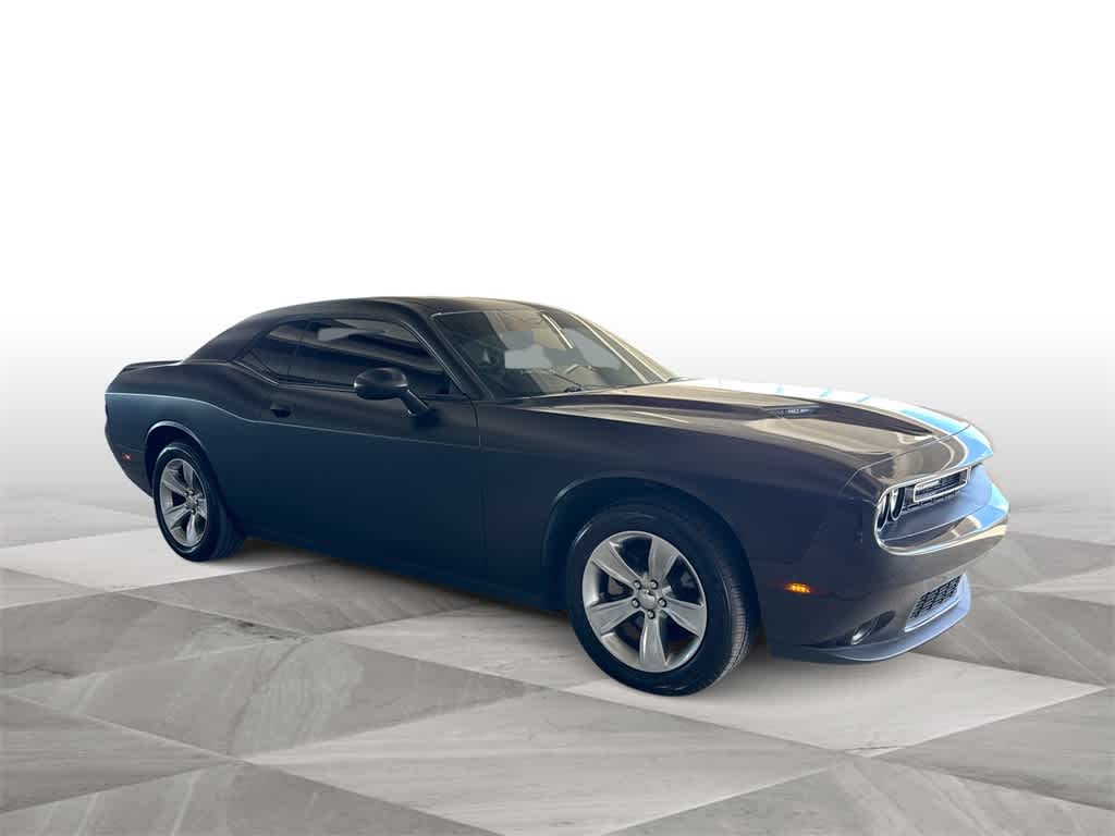 2021 Dodge Challenger SXT