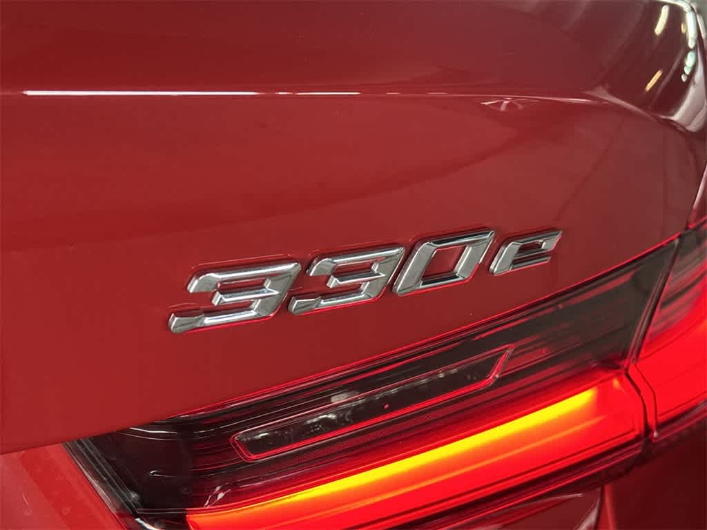 2023 BMW 3 Series 330e