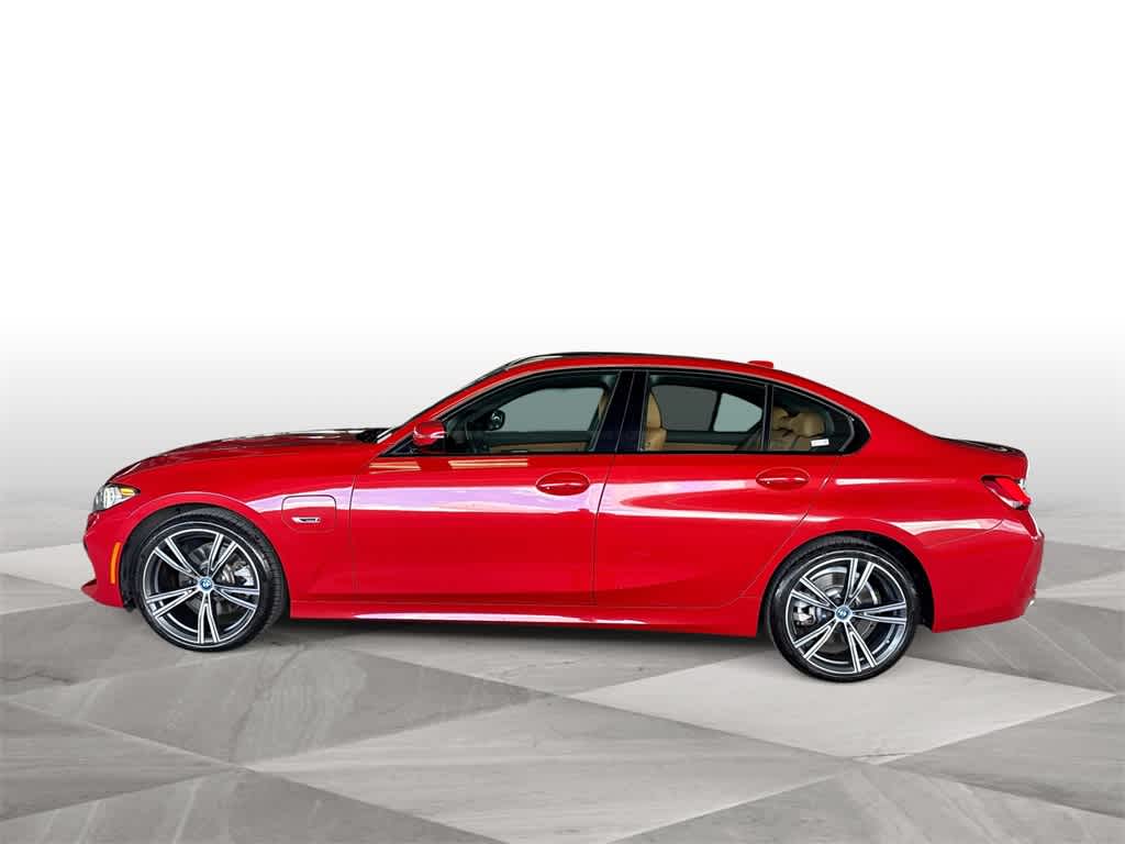 2023 BMW 3 Series 330e