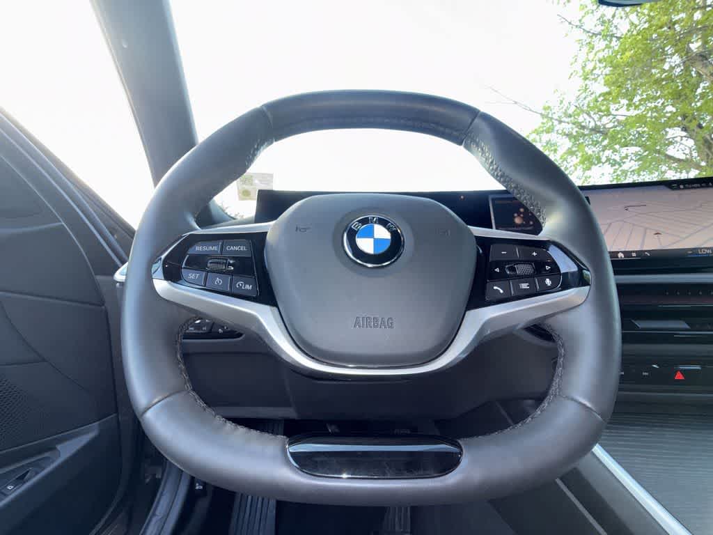 2025 BMW 330i 330i