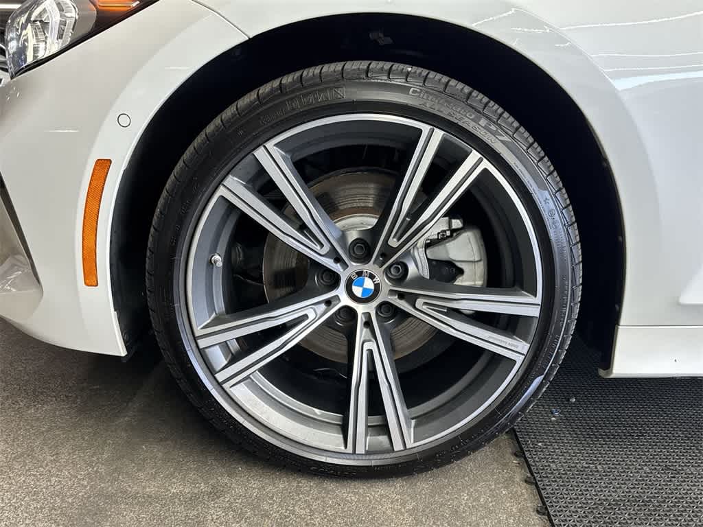 2024 BMW 3 Series 330i xDrive