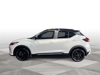 2023 Nissan Kicks SR