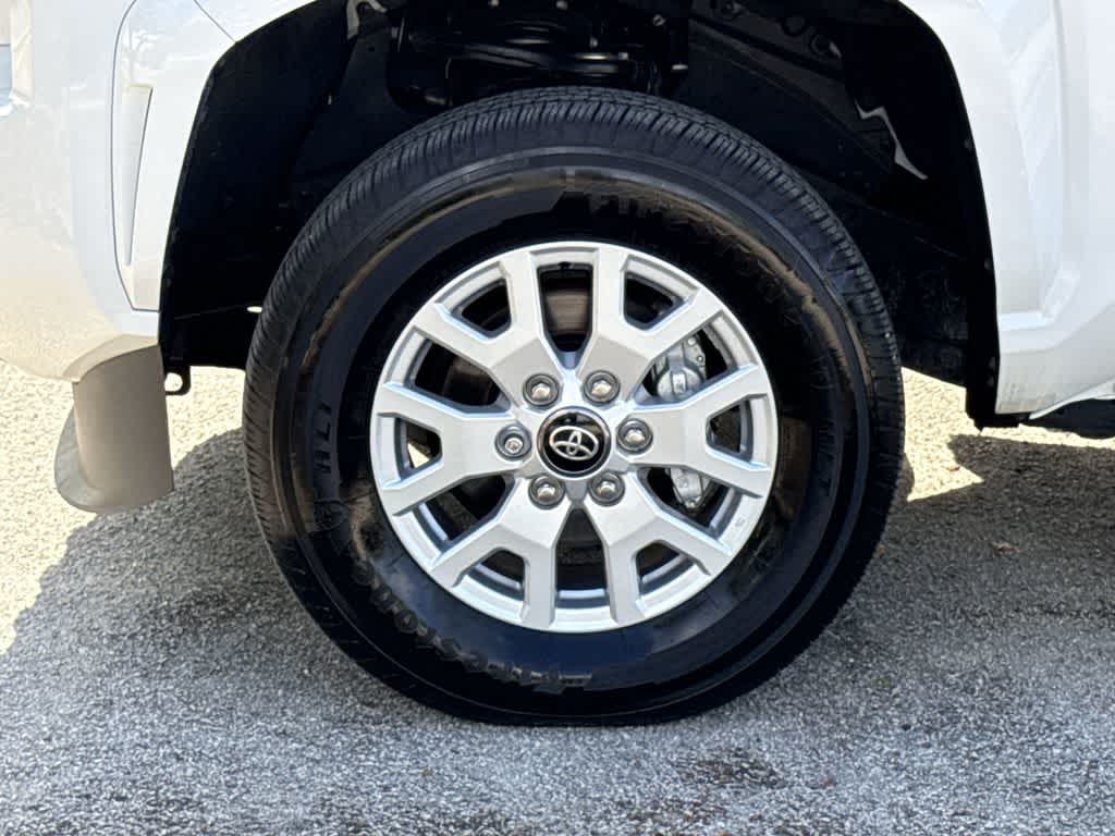 2024 Toyota Tacoma SR5