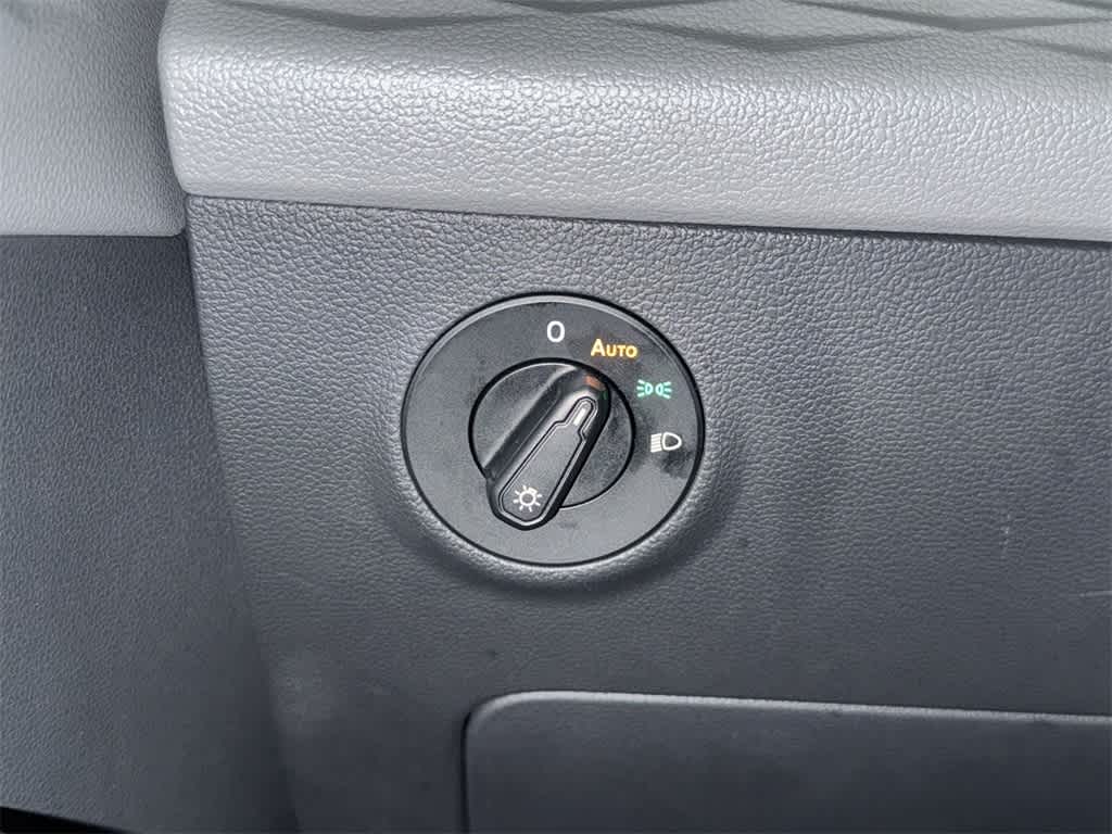 2024 Volkswagen Taos S