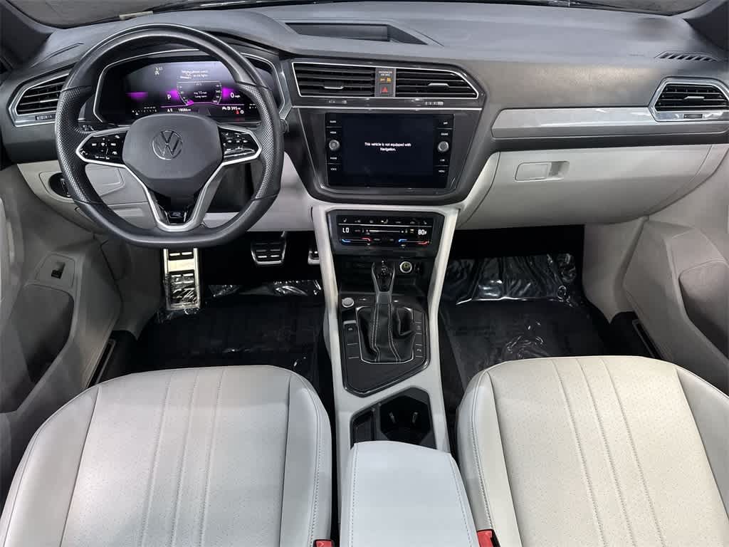 2024 Volkswagen Tiguan SE R-Line Black