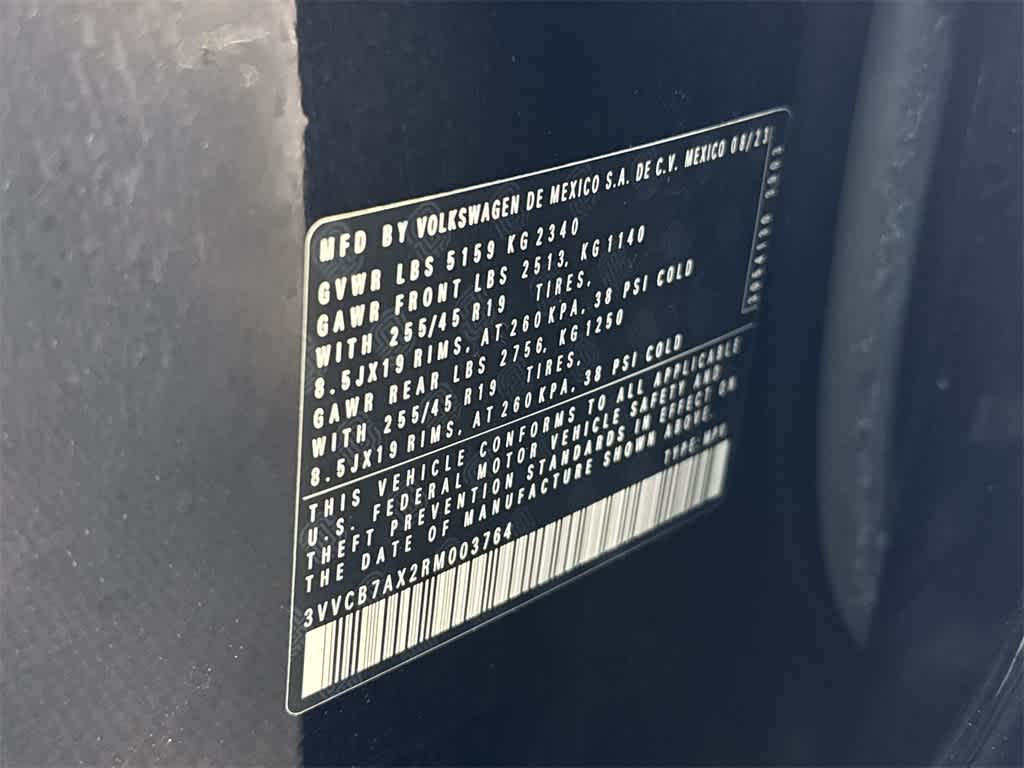 2024 Volkswagen Tiguan SE R-Line Black