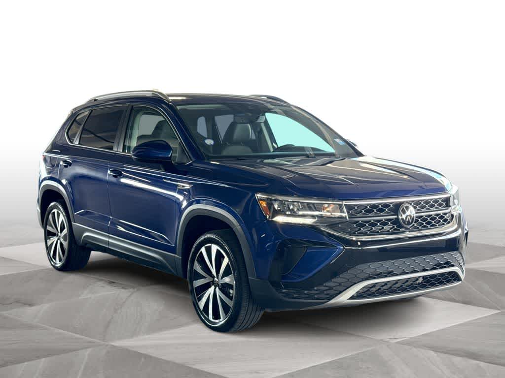2024 Volkswagen Taos SE