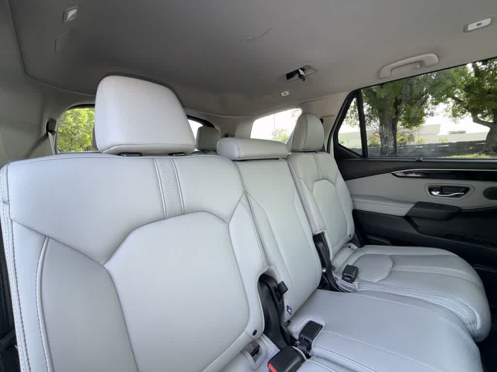 2024 Honda Pilot EX-L 8 Passenger