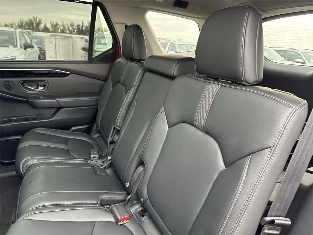 2025 Honda Pilot Touring