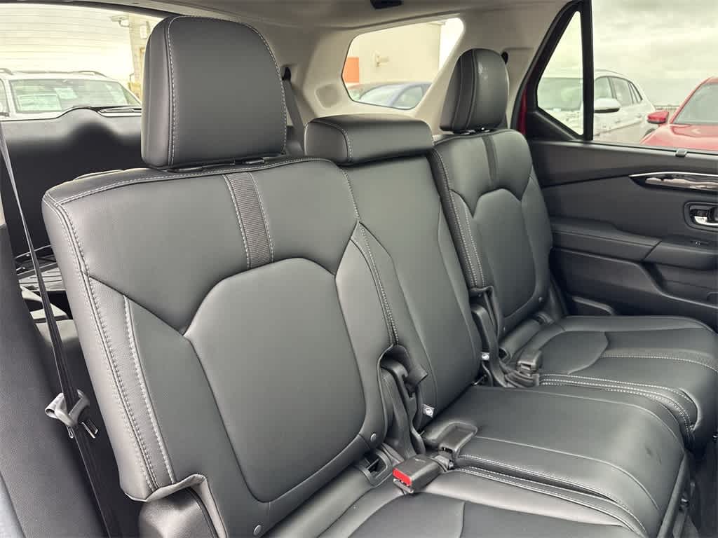 2025 Honda Pilot Touring