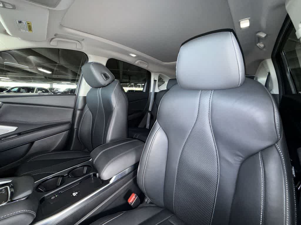 2025 Acura RDX w/Technology Package