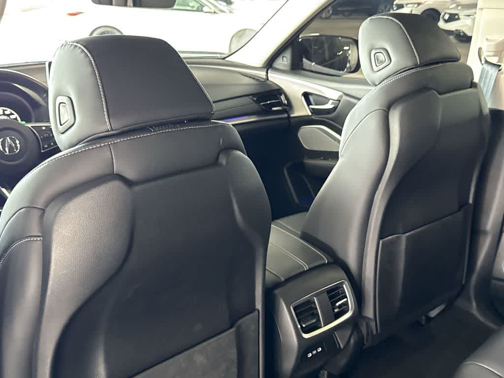 2025 Acura RDX w/Technology Package