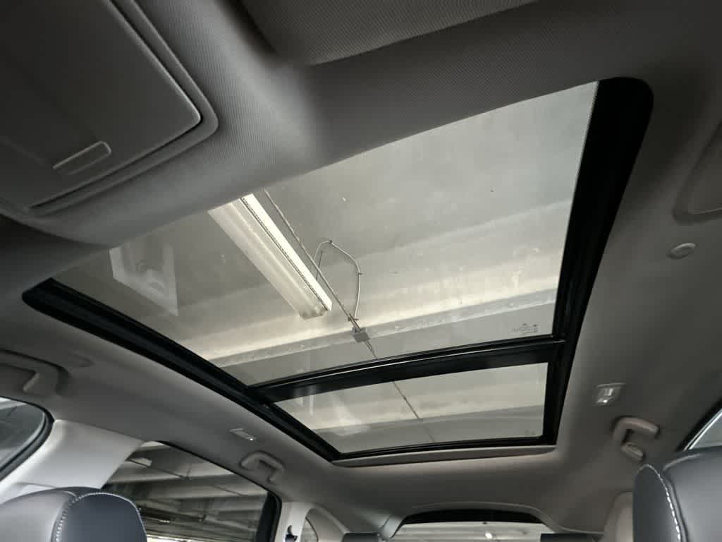 2025 Acura RDX w/Technology Package