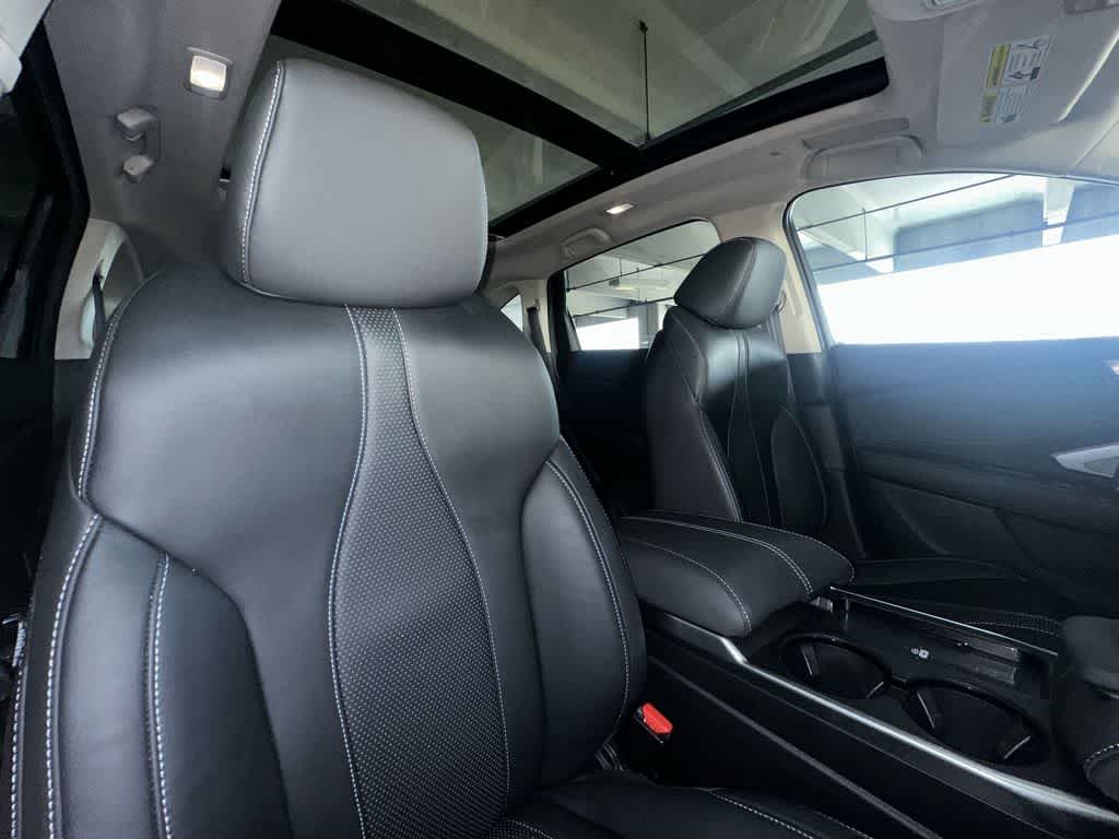 2025 Acura RDX w/Technology Package