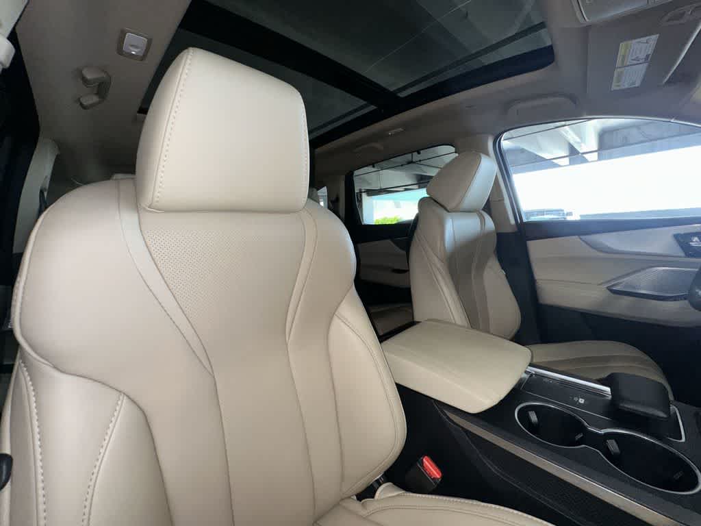 2024 Acura MDX w/Technology Package