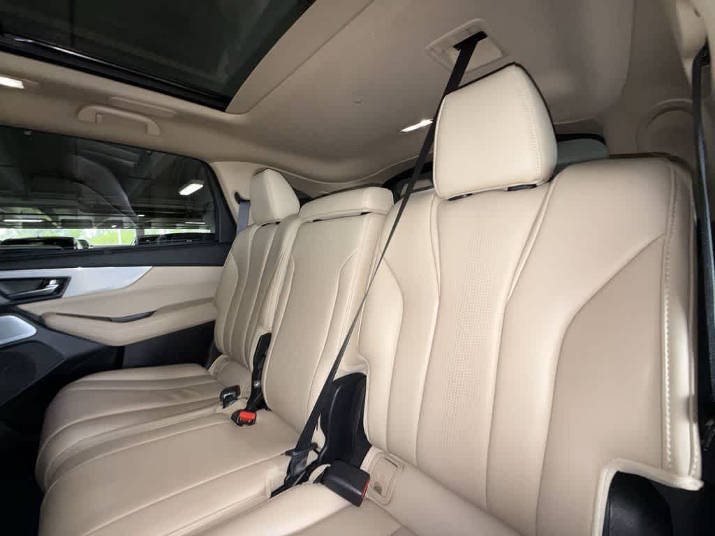 2025 Acura MDX w/Technology Package