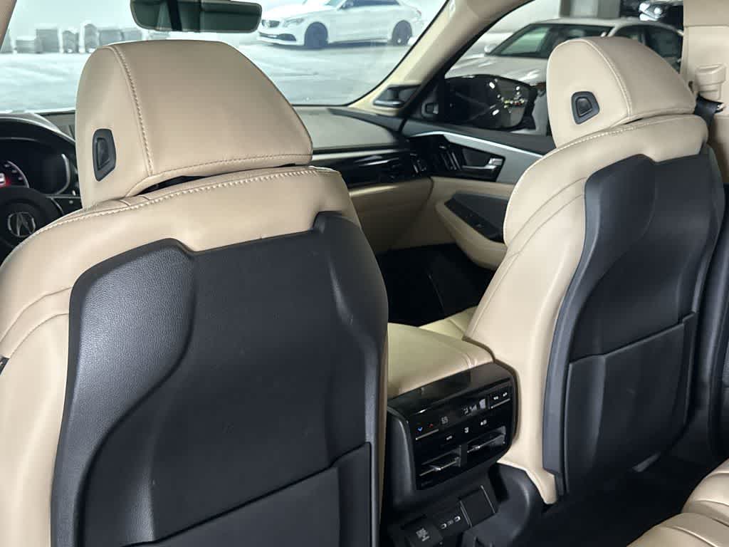 2025 Acura MDX w/Technology Package