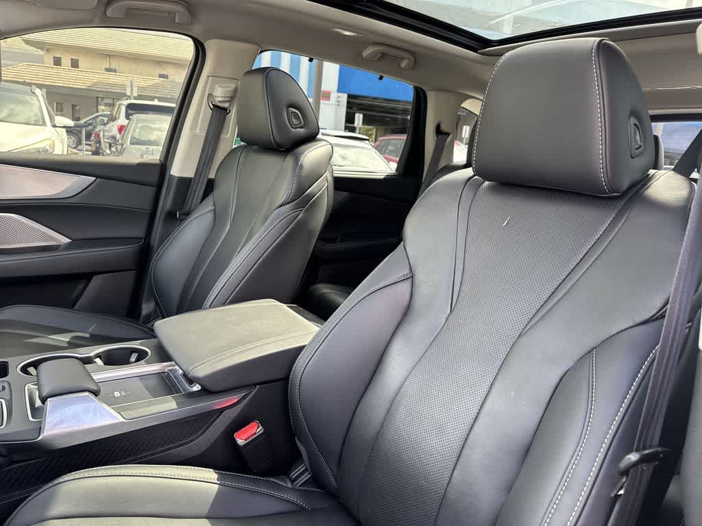 2023 Acura MDX w/Technology Package