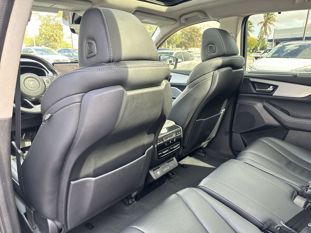 2023 Acura MDX w/Technology Package