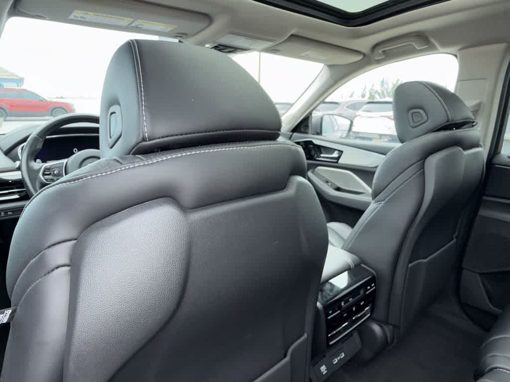 2024 Acura MDX w/Technology Package