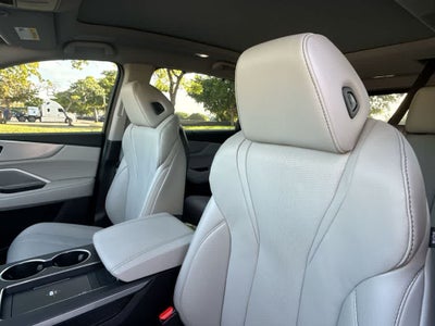 2025 Acura MDX w/Technology Package