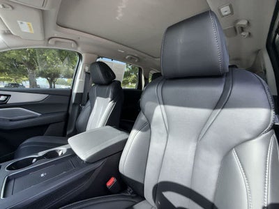 2025 Acura MDX w/Technology Package