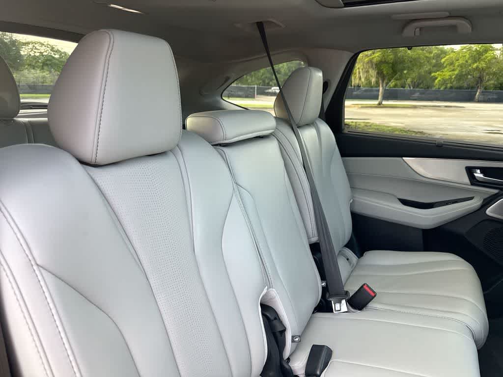 2026 Acura MDX w/Technology Package