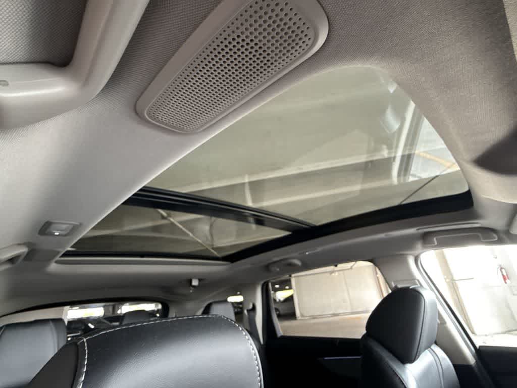 2025 Acura MDX w/Technology Package