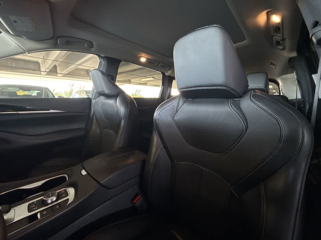 2023 INFINITI QX60 PURE