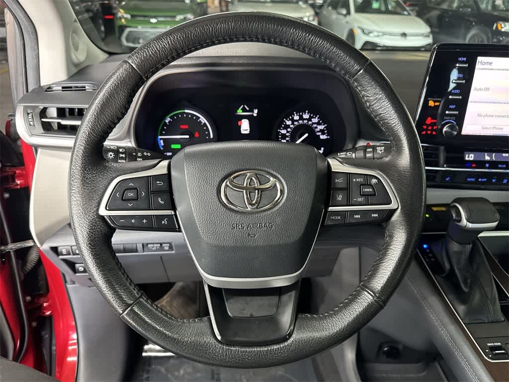 2022 Toyota Sienna XLE