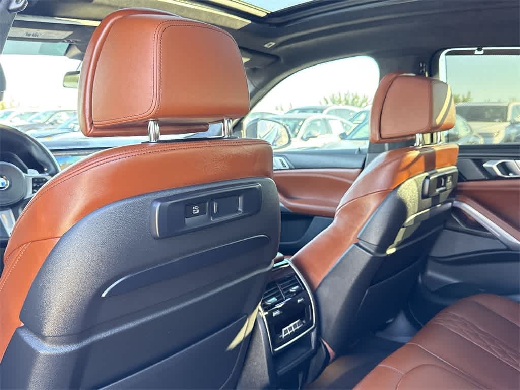 2023 BMW X6 M50i