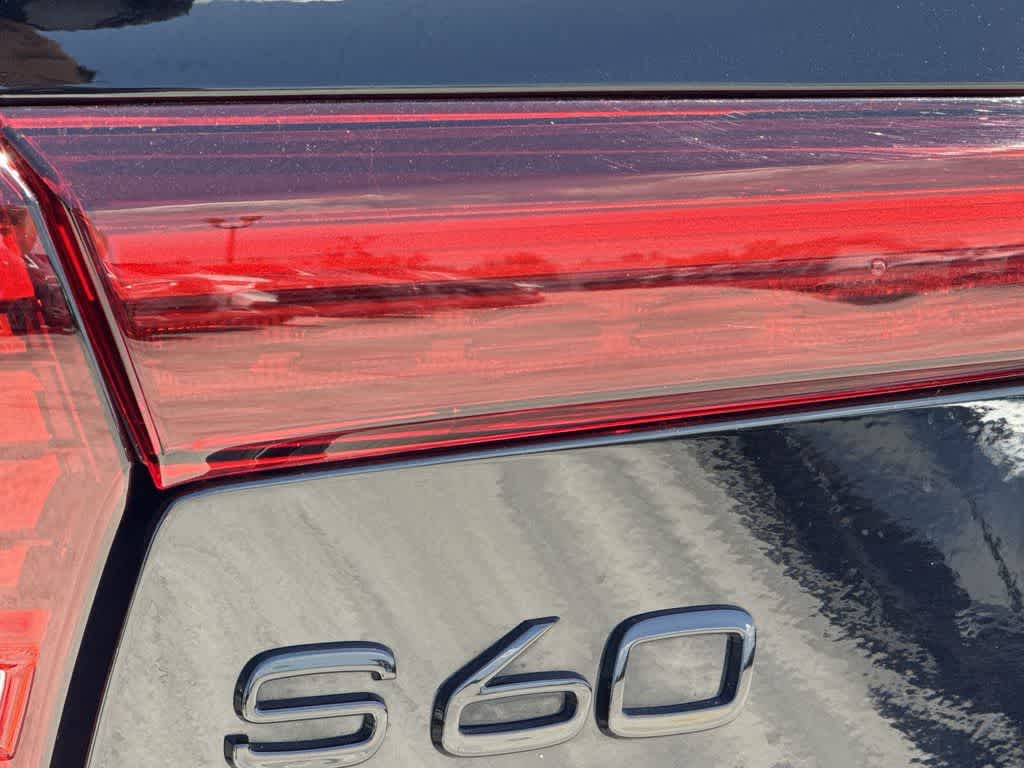 2024 Volvo S60 Plus Black Edition