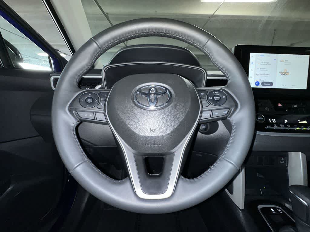 2025 Toyota Corolla Cross LE