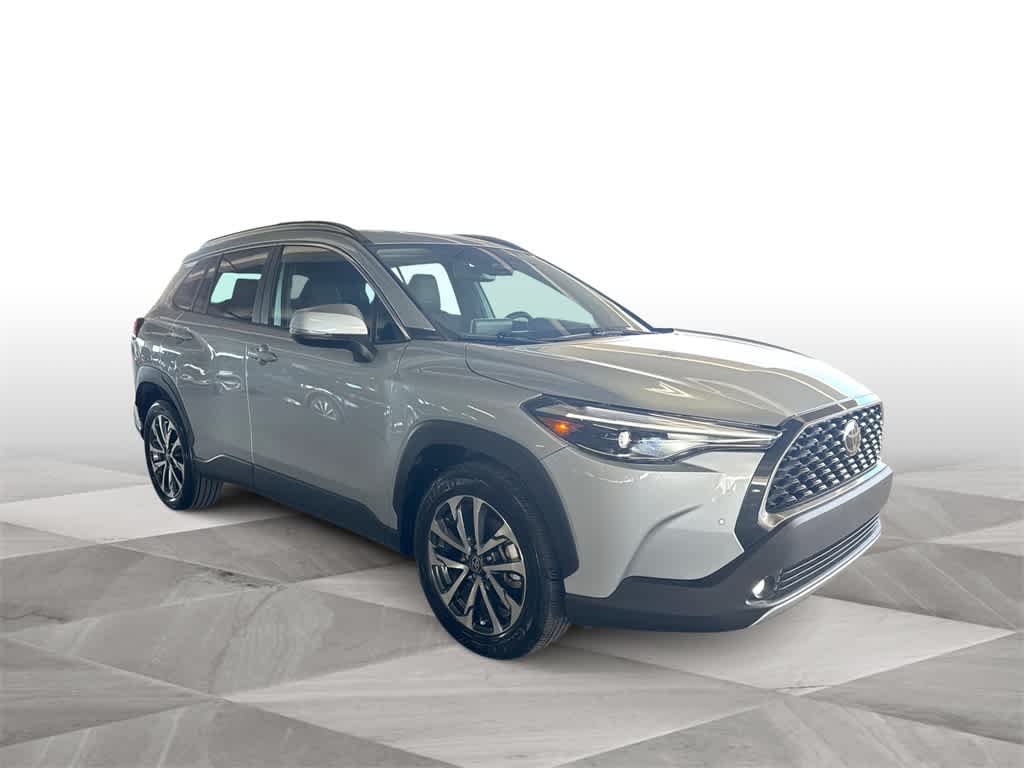 2024 Toyota Corolla Cross XLE