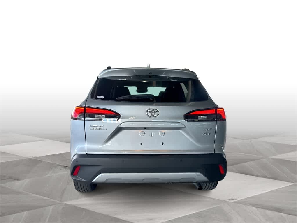2024 Toyota Corolla Cross XLE