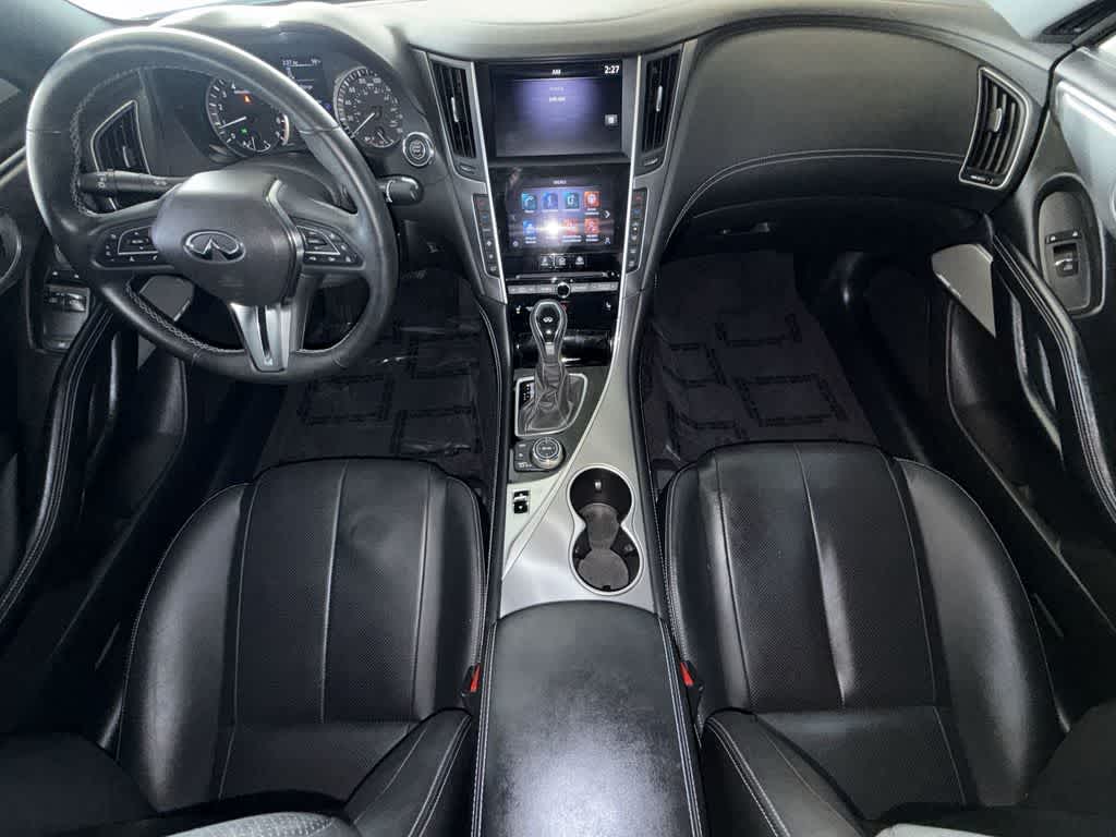 2022 INFINITI Q60 LUXE