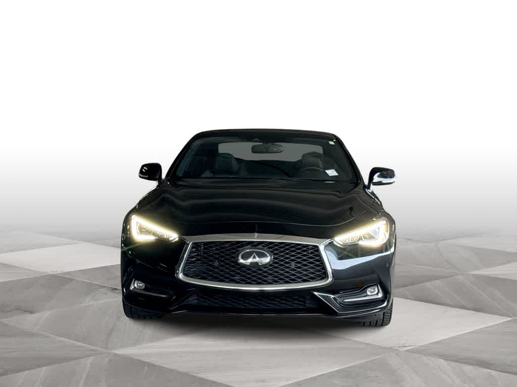 2022 INFINITI Q60 LUXE